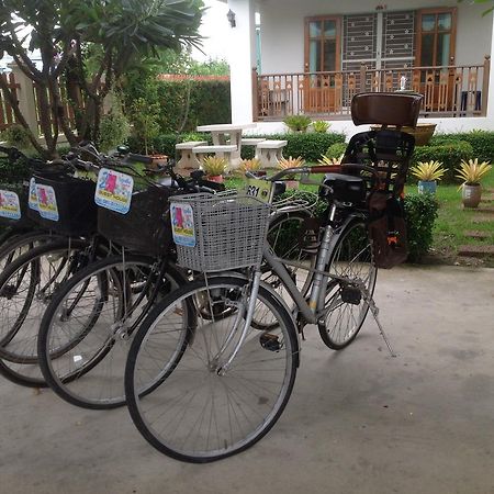 2N Guesthouse Phetchaburi Exteriér fotografie