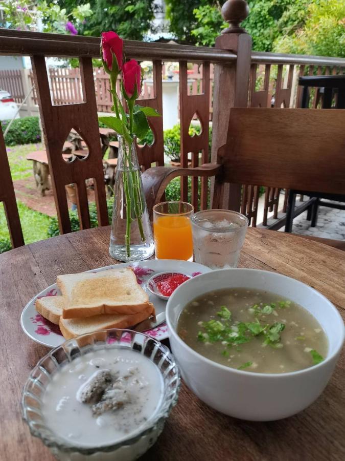 2N Guesthouse Phetchaburi Exteriér fotografie