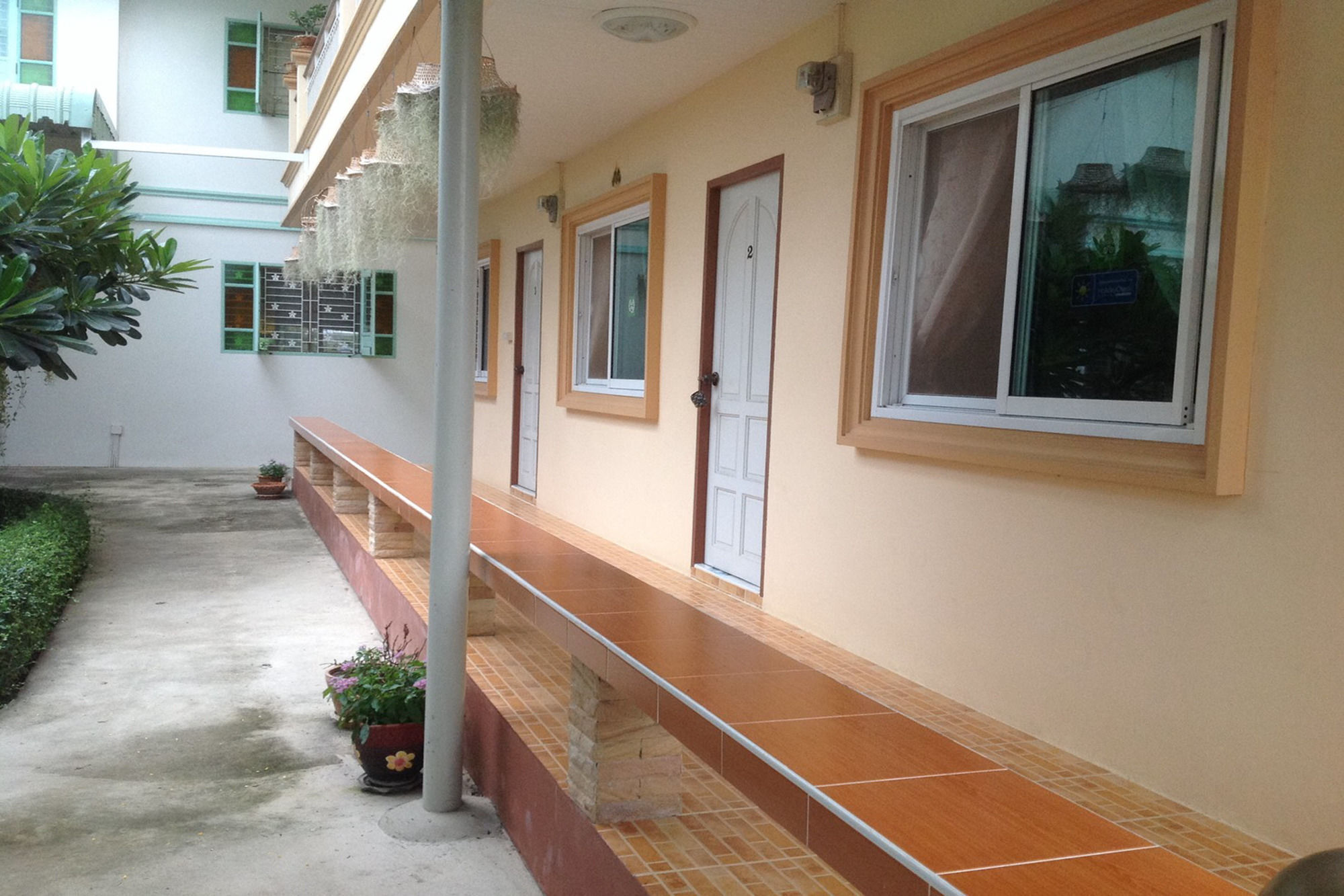 2N Guesthouse Phetchaburi Exteriér fotografie